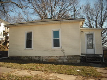 405 N Sales St, Anamosa, IA 52205 
