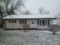 1907 W Fulliam Ave, Muscatine, IA 52761 
