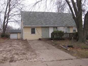 7509 SW 13th St, Des Moines, IA 50315 