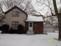 1208 D St, Charles City, IA 50616 