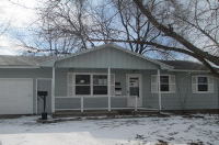 1909 Upton Ave, Waterloo, IA 50701 