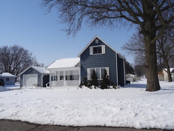 304 Maple St, Clemons, IA 50051 