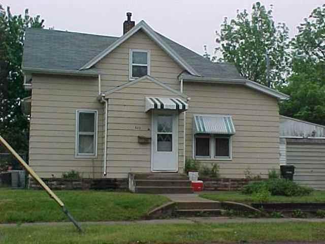 822 Fairview Avenue, Waterloo, IA 50703 
