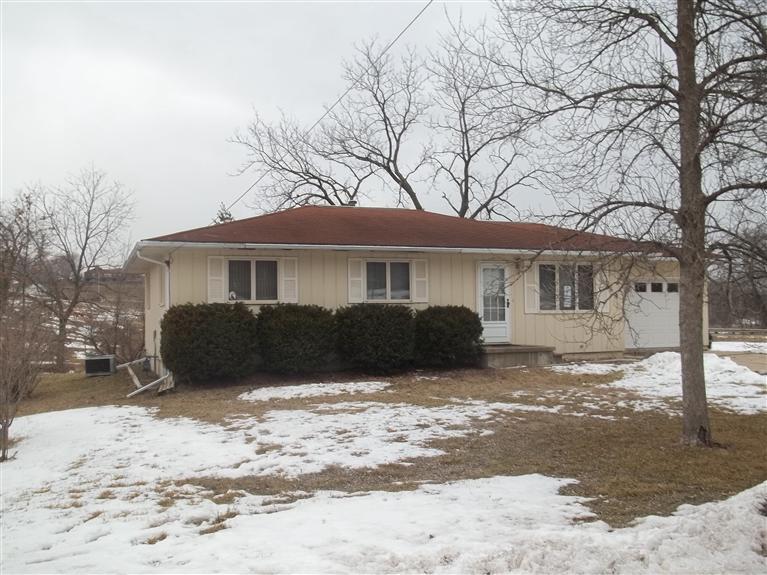 604 Wildwood Ln, Centerville, IA 52544 