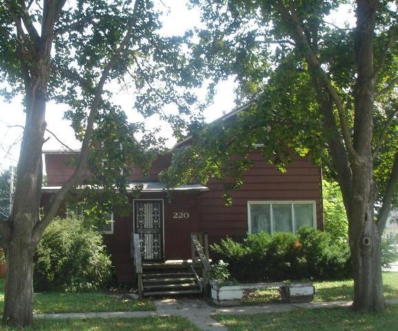 220 S Federal, Hampton, IA 50441 