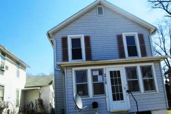 214 Clinton St, Muscatine, IA 52761 