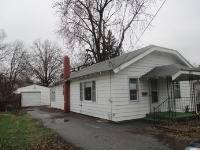 814 Watrous Ave, Des Moines, IA 50315 