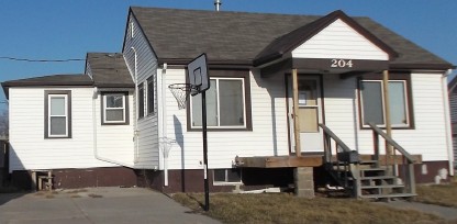 204 S 26th St, Council Bluffs, IA 51501 