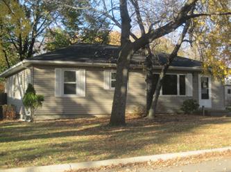1710 Parker Street, Cedar Falls, IA 50613 