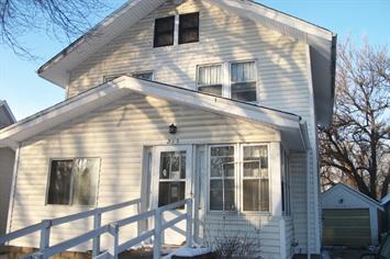 215 S 10th Street, Cherokee, IA 51012 