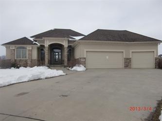 16590 Creekside Circle, Clive, IA 50325 