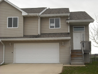 8409 Woodstone Cour, Cedar Rapids, IA 52404 