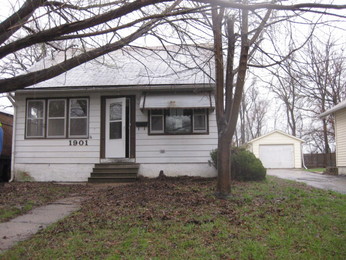 1901 Glenbrook Driv, Des Moines, IA 50316 