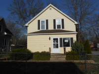 202 Norimer St, Waterloo, IA 50701 