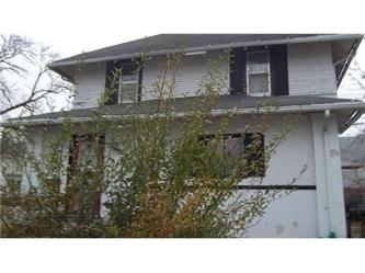 102 W Webster St, Marshalltown, IA 50158 