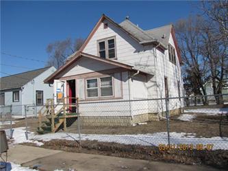 119 Mosley Street, Waterloo, IA 50703 