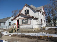 119 Mosley Street, Waterloo, IA 50703 