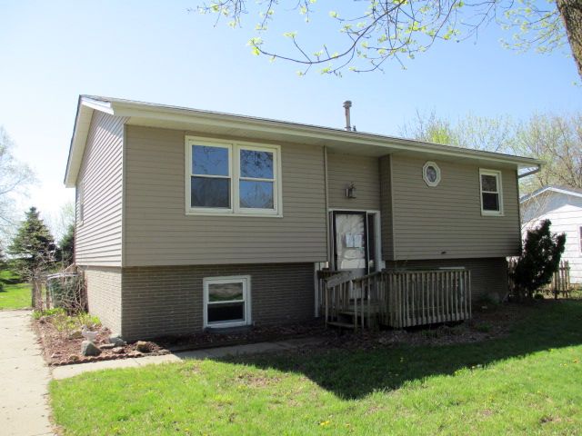 109 Paine St SE, Bondurant, IA 50035 