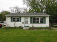 1301 E 28th St, Des Moines, IA 50317 