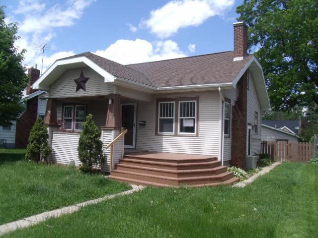 816 Kingsley Ave, Waterloo, IA 50701 