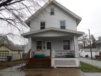 317 10th St   Nw, Cedar Rapids, IA 52405 