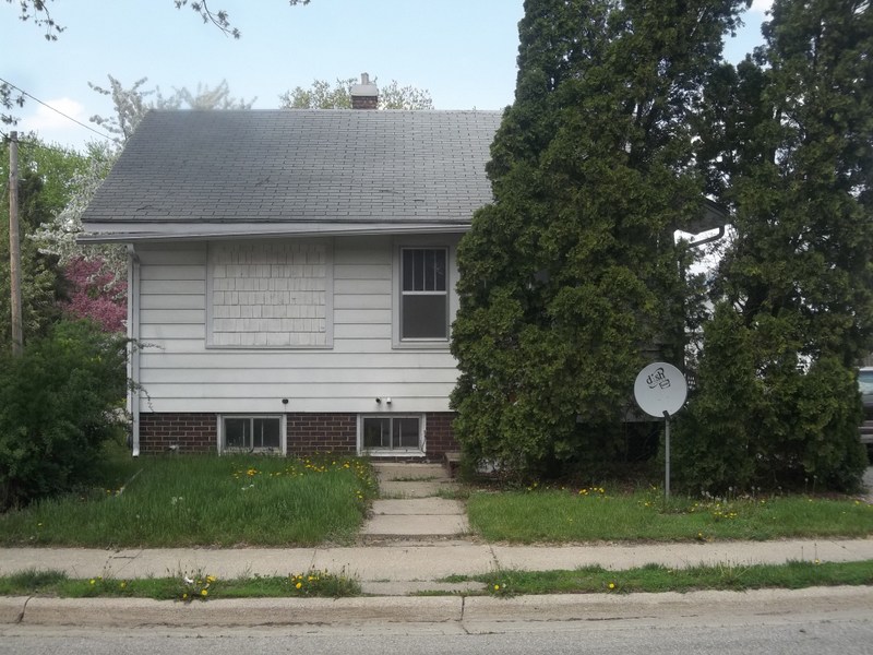 1718 12th Ave S, Fort Dodge, IA 50501 