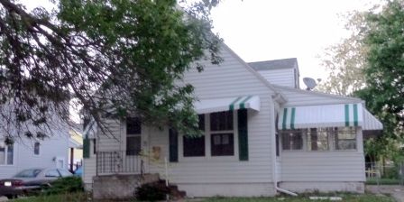 119 12th St NW, Cedar Rapids, IA 52405 