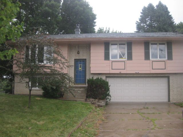 4131 47th St, Des Moines, IA 50310 