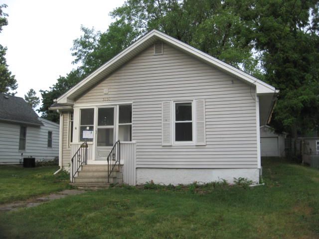 3830 5th Ave, Des Moines, IA 50313 