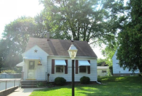3434 Fillmore Lane, Davenport, IA 52806 