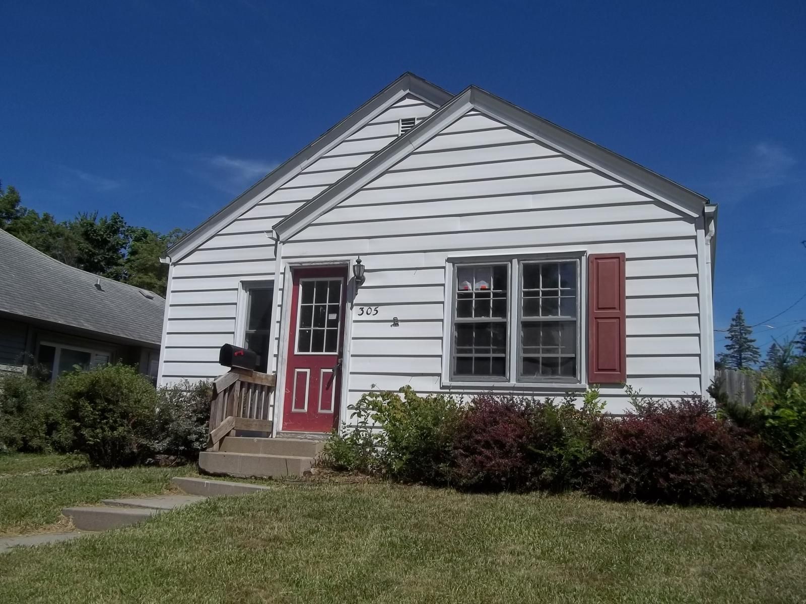 305 Innes Blvd, Marshalltown, IA 50158 