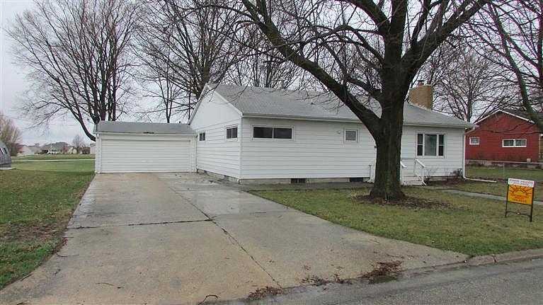 Independence St, Baxter, IA 50208 