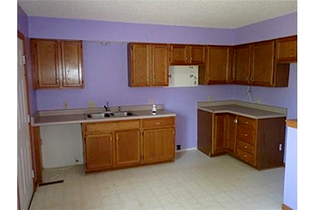 Marshall, Prairie City, IA 50228 