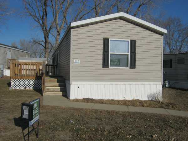 3290 N Martha Street #109, Sioux City, IA 51105 