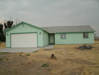 520 S Nanny Berry Way, Hammett, ID 83627 