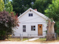 609 Golden Gate Avenue, Wilder, ID 83676 