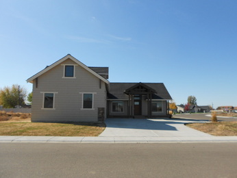 2637 Dogwood Avenue, Fruitland, ID 83619 