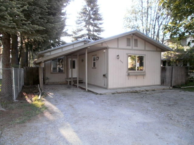 706 Ruth Avenue, Sandpoint, ID 83864 