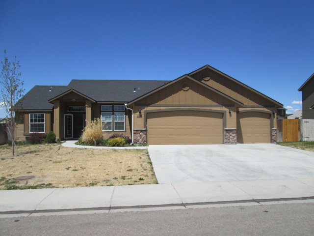 292 W Quaking Aspen Lane, Kuna, ID 83634 