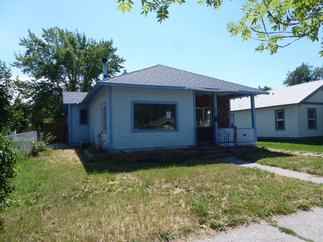 534 3rd Avenue E, Twin Falls, ID 83301 