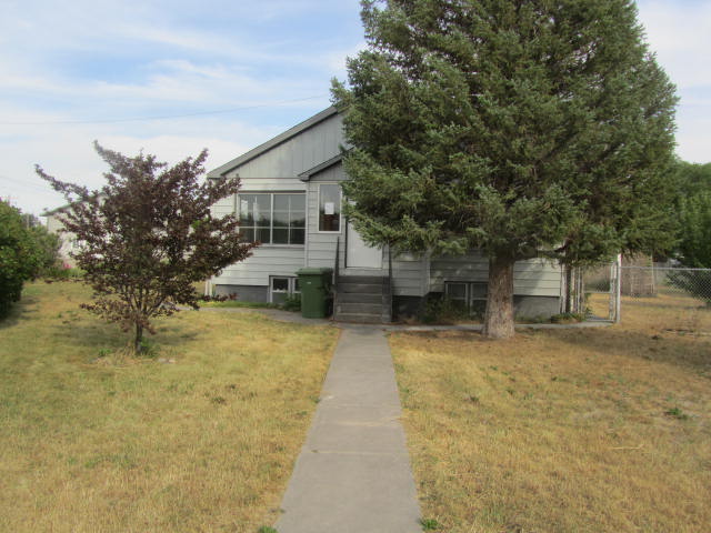 1190 N Shilling Avenue, Blackfoot, ID 83221 