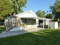 233 10th Avenue East, Gooding, ID 83330 