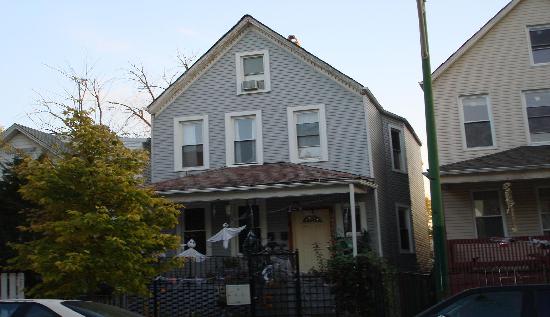 3411 West Cortland Street, Chicago, IL 60647 