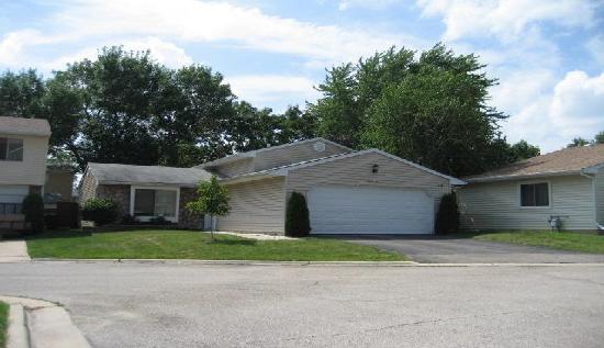 89 Highbury Drive, Elgin, IL 60120 