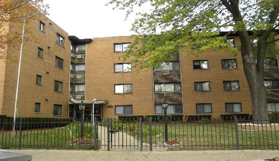 1600 West Greenleaf Avenue #203, Chicago, IL 60626 