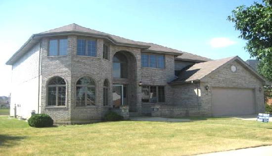 3813 Dewey Avenue, Richton Park, IL 60471 
