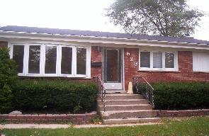 523 North Mount Prospect Road, Des Plaines, IL 60016 