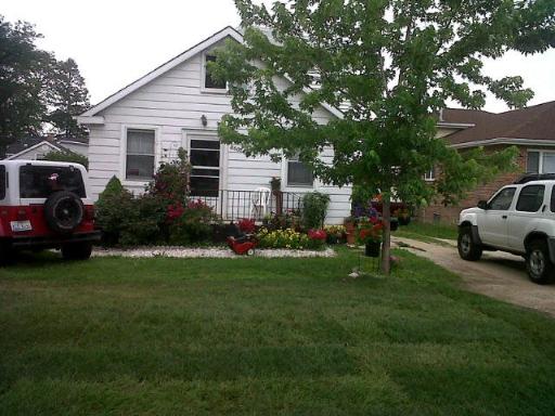 8605 S 78th Ct, Justice, IL 60458 