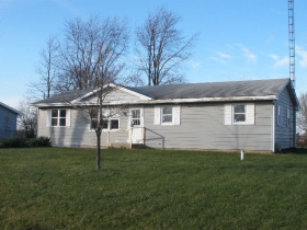 7445 E 5290S RD, SAINT ANNE, IL 60964 
