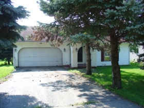 403 REDMAN WAY SW, POPLAR GROVE, IL 61065 